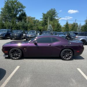 صورة 3 لـ 2022 Dodge CHALLENGER R/T SCAT PACK