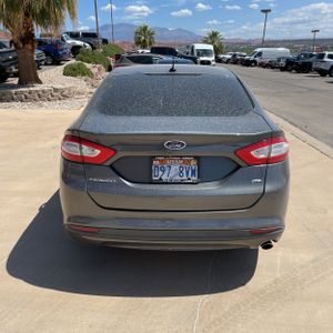 FORD FUSION SE - 7