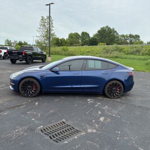 TESLA MODEL 3 PERFORMANCE - 3
