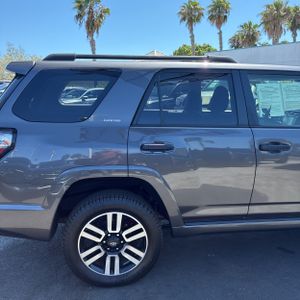 صورة 9 لـ 2022 Toyota 4RUNNER LIMITED