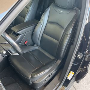صورة مصغرة 31 لـ 2023 Cadillac XT4 LUXURY