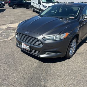 صورة مصغرة 49 لـ 2016 FORD FUSION SE