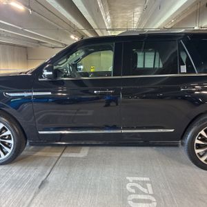 صورة 4 لـ 2020 Lincoln NAVIGATOR RESERVE