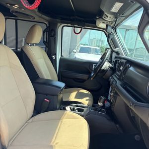 2020 JEEP GLADIATOR SPORT S thumbnail 33