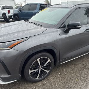 TOYOTA HIGHLANDER XSE - 2