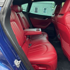 2017 Maserati LEVANTE S 照片 34