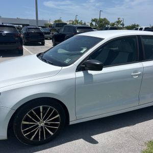 صورة 2 لـ 2016 Volkswagen JETTA 1.8T SPORT