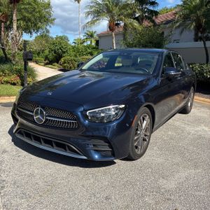 MERCEDES-BENZ E-CLASS - 1