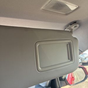 2013 Toyota RAV4 XLE — миниатюра 59