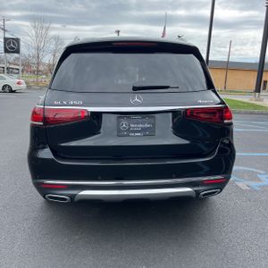 MERCEDES-BENZ GLS - 7