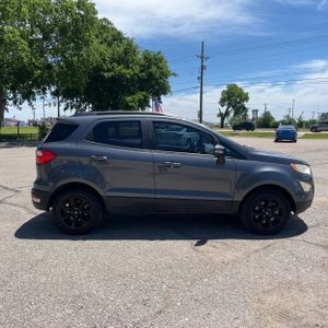 FORD ECOSPORT SE - 10
