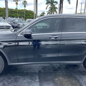 Mercedes-Benz GLC 300 - 4
