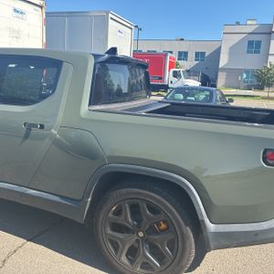 صورة 6 لـ 2022 Rivian R1T LAUNCH EDITION