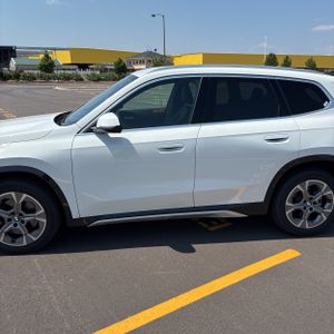 2025 BMW X1 XDRIVE28I — фото 4