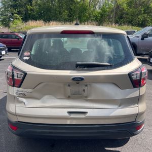 FORD ESCAPE S - 7