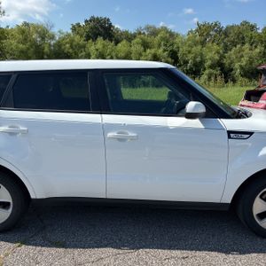 صورة مصغرة 11 لـ 2015 KIA SOUL BASE