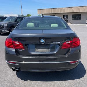 BMW 5 SERIES 528I - 7