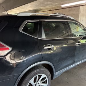 2015 Nissan ROGUE SL 照片 9