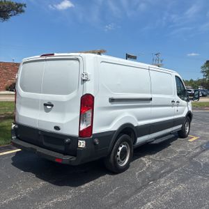 FORD TRANSIT 150 - 8