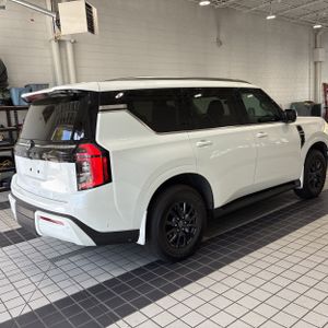 NISSAN ARMADA SV 4WD - 7