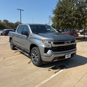 صورة 12 لـ 2023 Chevrolet SILVERADO 1500 RST