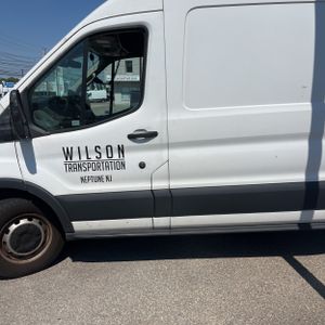 FORD TRANSIT 150 - 4