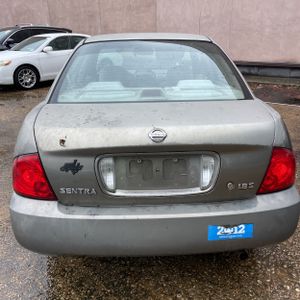 NISSAN SENTRA 1.8S - 7