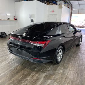 HYUNDAI ELANTRA SE - 8