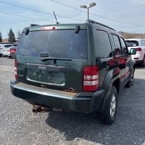 JEEP LIBERTY SPORT - 8