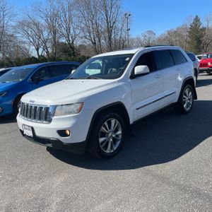 JEEP GRAND CHEROKEE LAREDO - 1