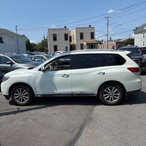 2015 Nissan PATHFINDER SL — фото 3