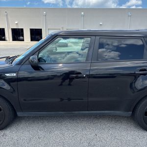 صورة 4 لـ 2016 KIA SOUL BASE