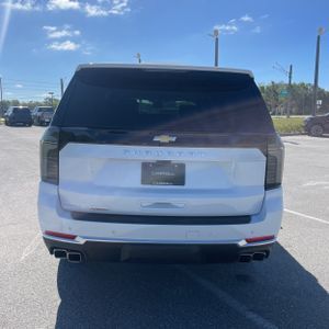 CHEVROLET SUBURBAN HIGH COUNTRY - 7