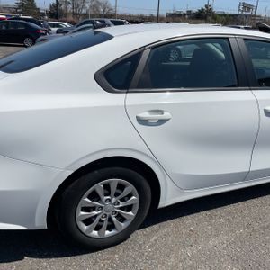 KIA FORTE LX - 9
