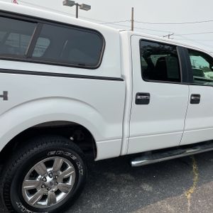 2012 FORD F-150 XLT photo 9