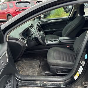 2018 FORD FUSION SE thumbnail 32