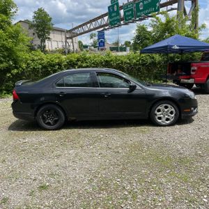 FORD FUSION SE - 10