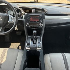 صورة مصغرة 35 لـ 2018 Honda CIVIC LX