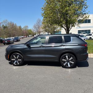 MITSUBISHI OUTLANDER SE 2.5 S-AWC - 3