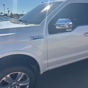 2019 FORD F-150 PLATINUM 照片 2
