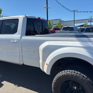 FORD F-350 SUPER DUTY LARIAT - 5