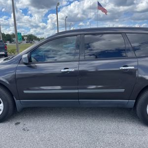 CHEVROLET TRAVERSE LS - 4