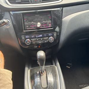 2015 Nissan ROGUE SV 缩略图 37