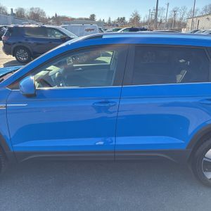 VOLKSWAGEN TAOS SE 4MOTION - 4