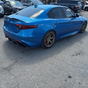 2018 ALFA Romeo GIULIA QUADRIFOGLIO — фото 8