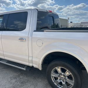 FORD F-150 LARIAT - 6