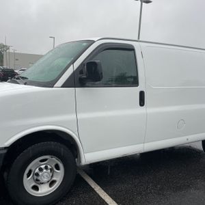 CHEVROLET EXPRESS - 2