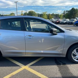 2025 Subaru IMPREZA BASE 5-DOOR 照片 11