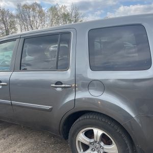 HONDA PILOT EX - 6