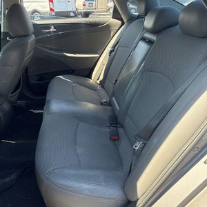 صورة 33 لـ 2012 Hyundai SONATA SE 2.0T